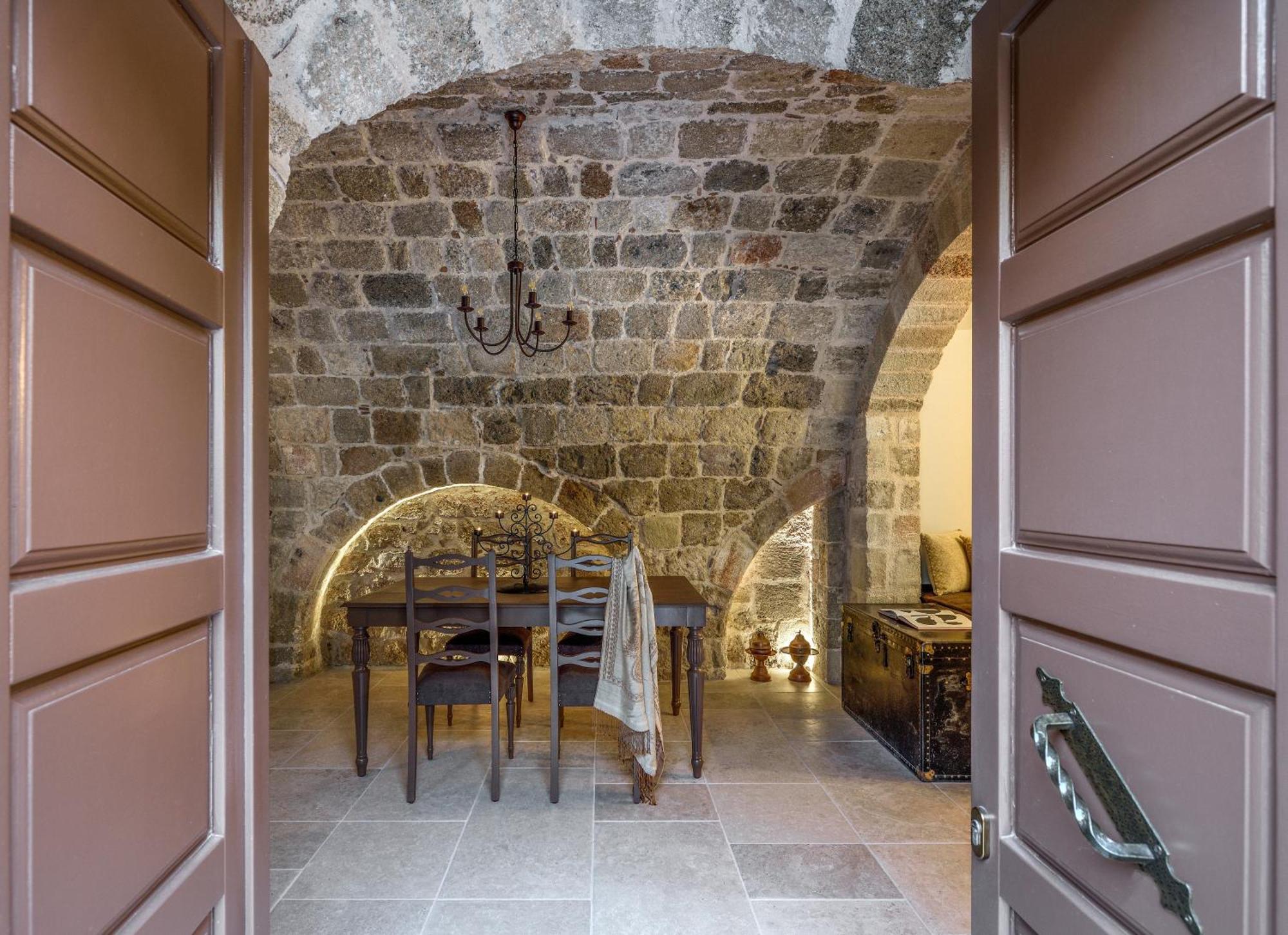 Rhodes City Spanish Knights Inn מראה חיצוני תמונה