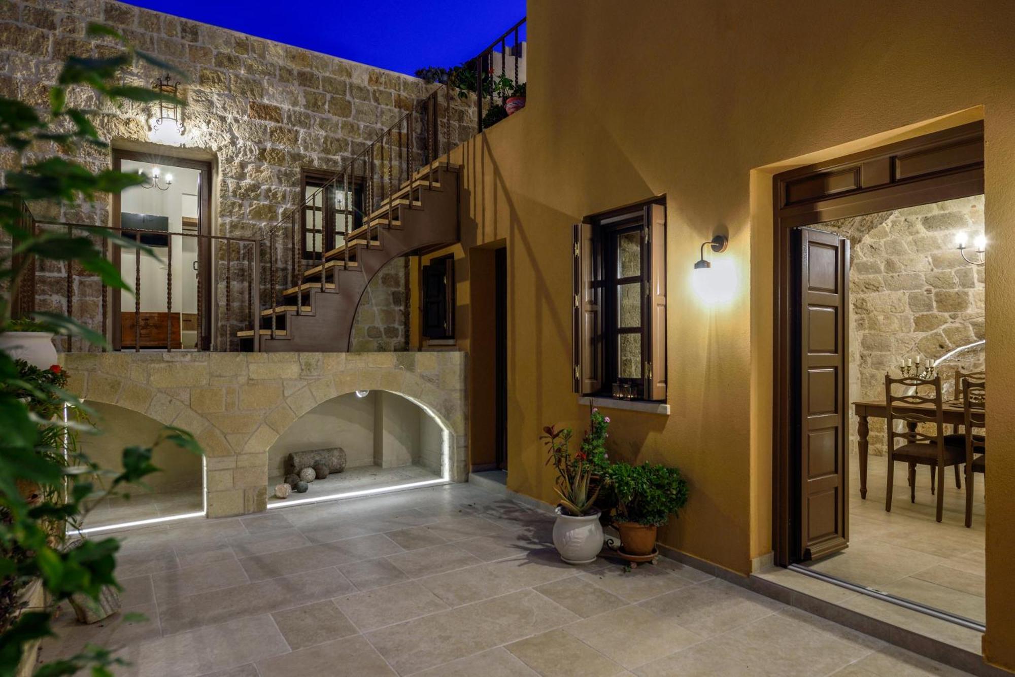 Rhodes City Spanish Knights Inn מראה חיצוני תמונה