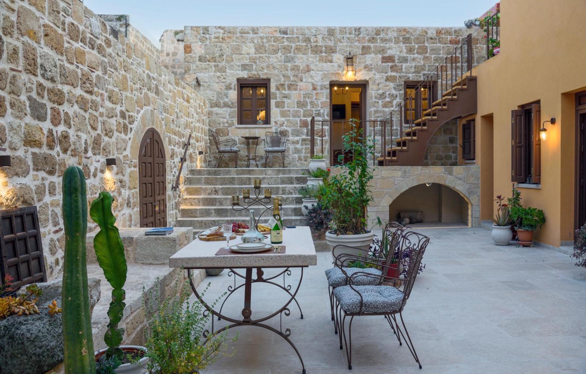 Rhodes City Spanish Knights Inn מראה חיצוני תמונה